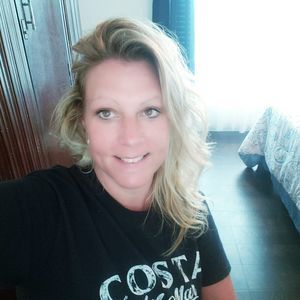 Meet your Posher, Amy bell-